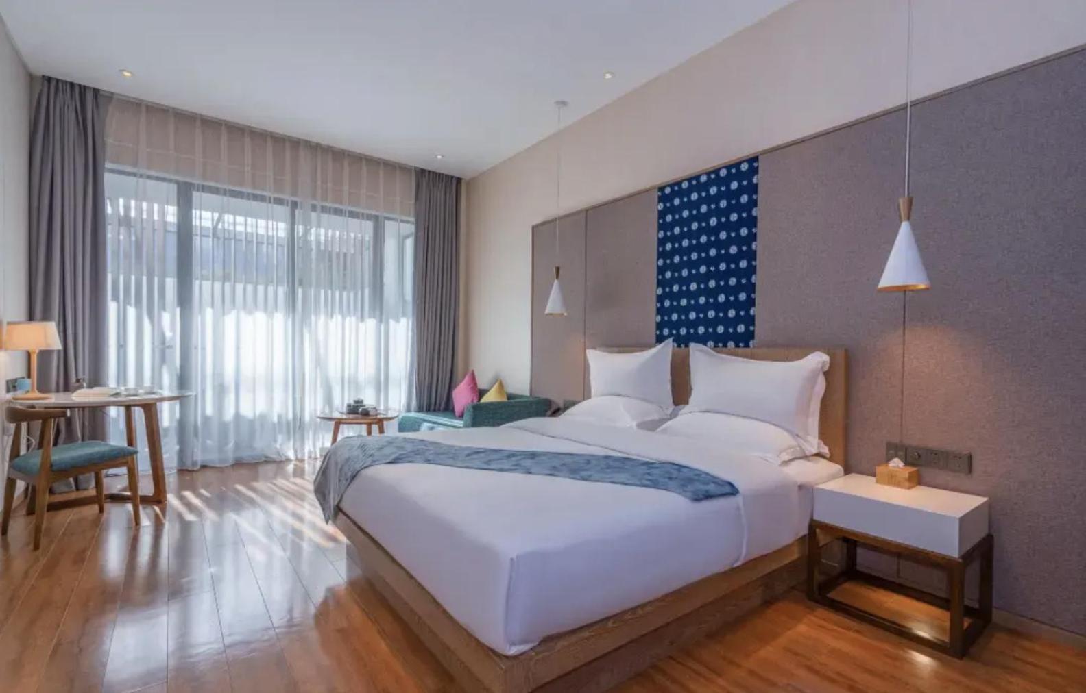 Hong Long Jing Hotel 大理市 エクステリア 写真