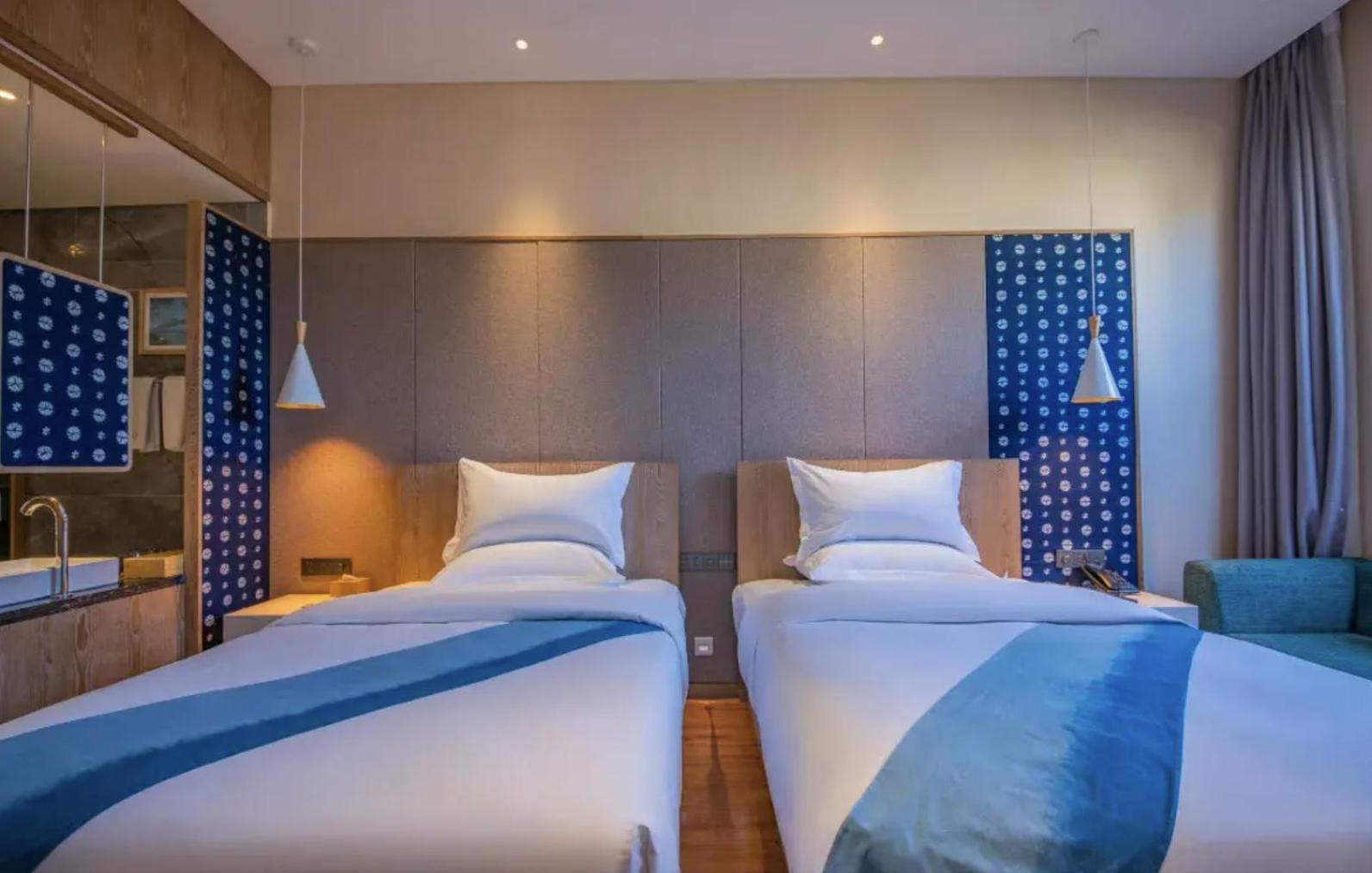 Hong Long Jing Hotel 大理市 エクステリア 写真