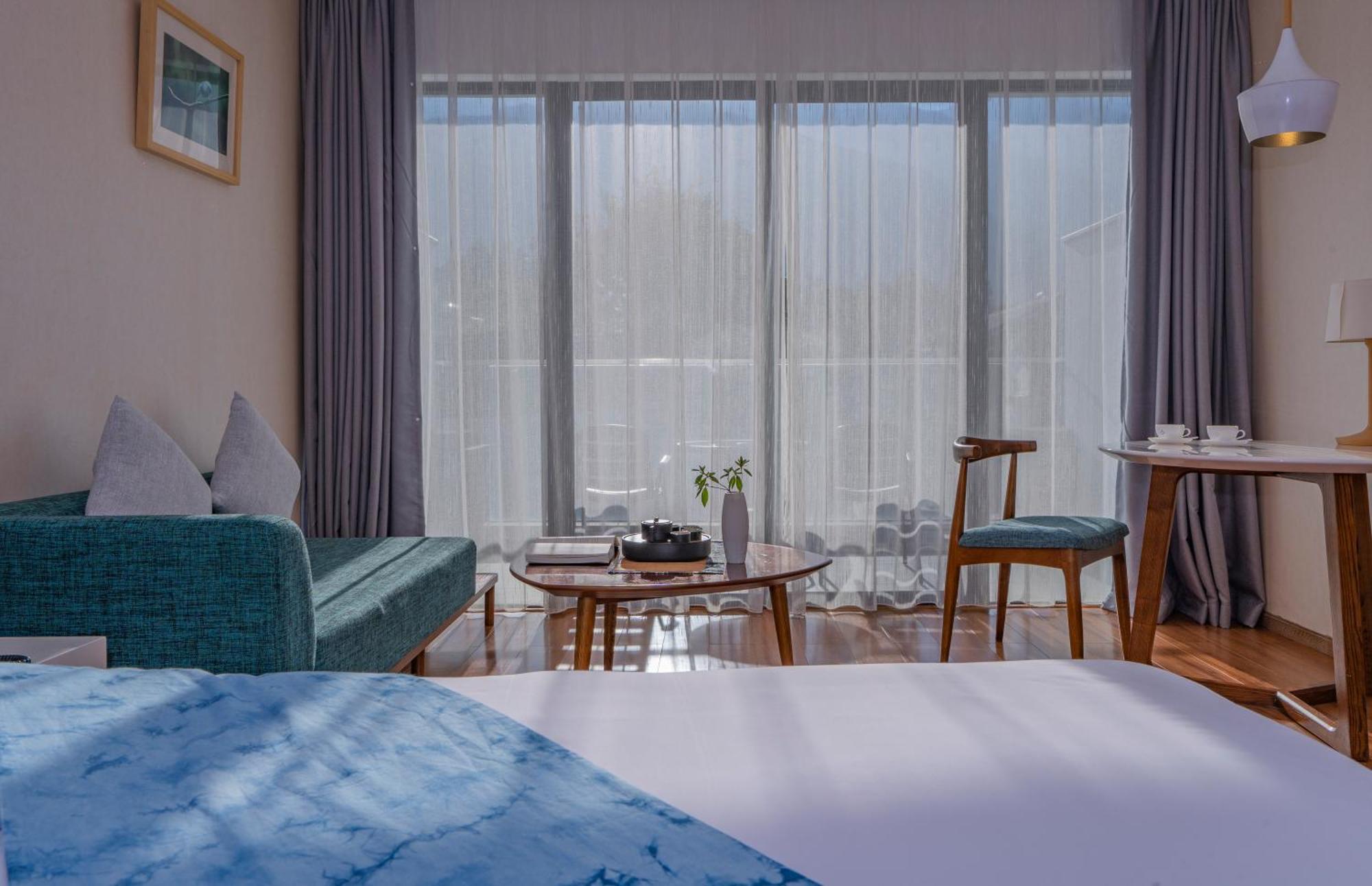 Hong Long Jing Hotel 大理市 エクステリア 写真